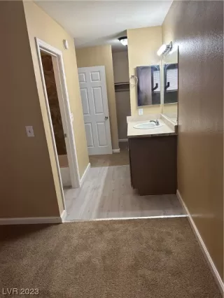 Photo #6: 2469826 Listing 