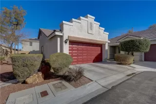 Photo #1: 2469842 Listing