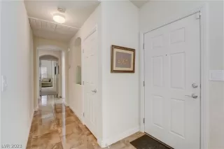 Photo #4: 2469842 Listing