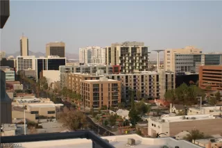 Photo #5: 2469848 Listing 