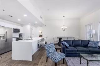 Photo #4: 2469867 Listing 