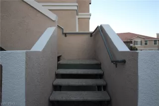 Photo #1: 2469898 Listing 