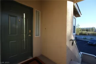 Photo #2: 2469898 Listing 