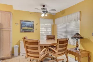 Photo #3: 2469962 Listing