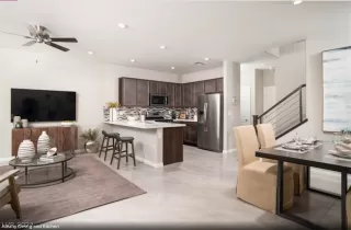 Photo #2: 2469965 Listing 