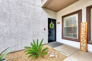 Photo #3: 2469969 Listing