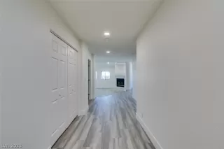 Photo #3: 2470013 Listing 