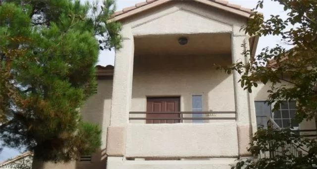 MLS: 2470038 Condo For Sale