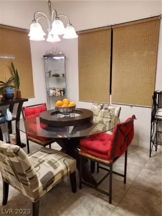 Photo #3: 2470042 Listing 