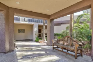 Photo #2: 2470062 Listing