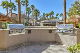 Photo #5: 2470062 Listing