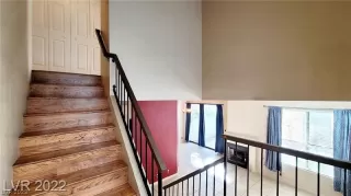 Photo #1: 2470072 Listing