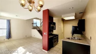 Photo #5: 2470072 Listing