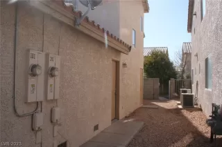 Photo #1: 2470128 Listing 