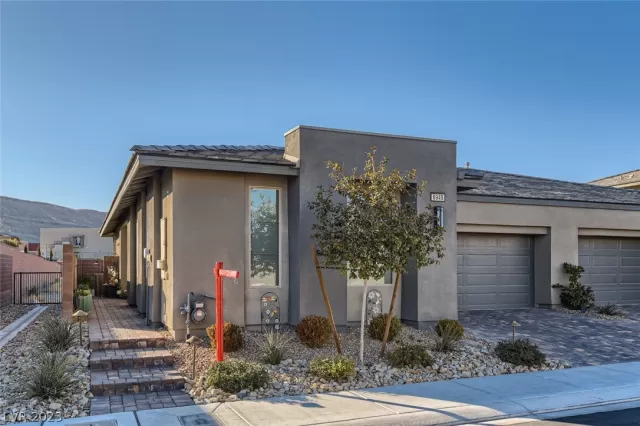 MLS: 2470160 Condo For Sale