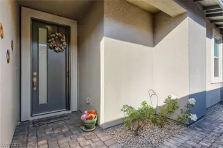 Photo #2: 2470160 Listing 