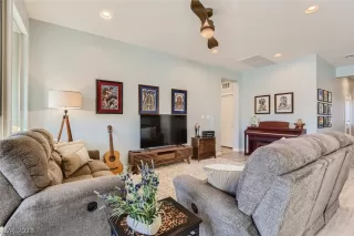 Photo #6: 2470160 Listing 