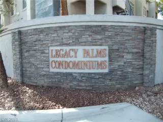 Photo #3: 2470167 Listing 