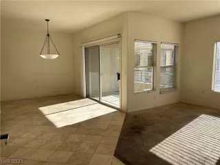 Photo #1: 2470204 Listing 