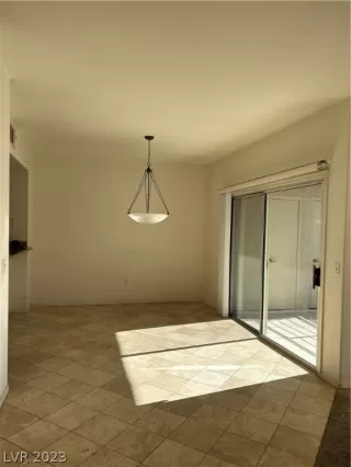 Photo #2: 2470204 Listing 