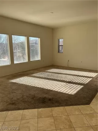 Photo #4: 2470204 Listing 