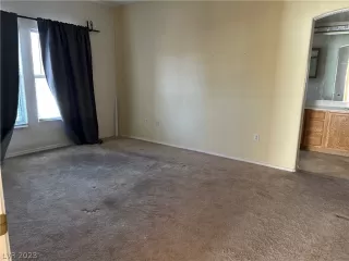 Photo #5: 2470204 Listing 