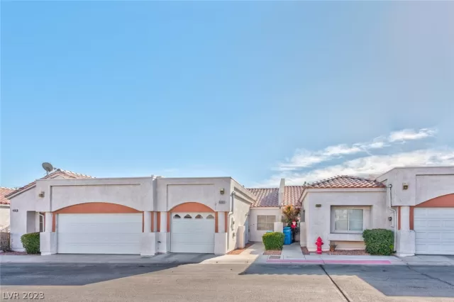 MLS: 2470268 Condo For Sale