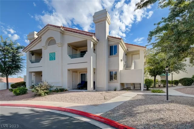 MLS: 2470288 Condo For Sale