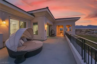 Photo #3: 2470330 Listing 