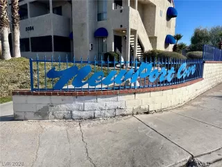 Photo #3: 2470334 Listing 