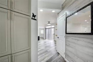 Photo #4: 2470347 Listing 