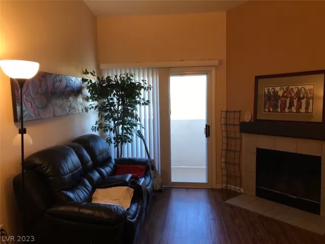 MLS: 2470348 Condo For Sale