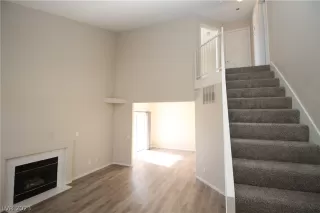 Photo #6: 2470357 Listing 