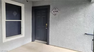 Photo #3: 2470365 Listing