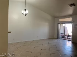 Photo #4: 2470379 Listing 