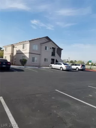 Photo #1: 2470386 Listing