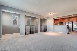 Photo #6: 2471400 Listing 