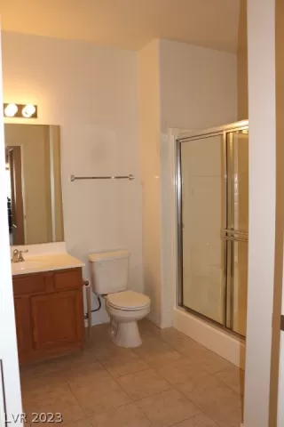 Photo #6: 2471431 Listing 