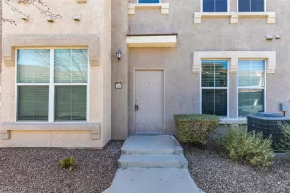 Photo #3: 2471455 Listing