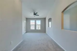 Photo #6: 2471455 Listing