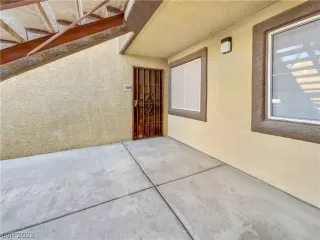 Photo #1: 2471494 Listing