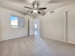 Photo #6: 2471494 Listing