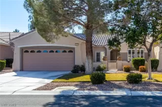 Photo #4: 2471501 Listing 