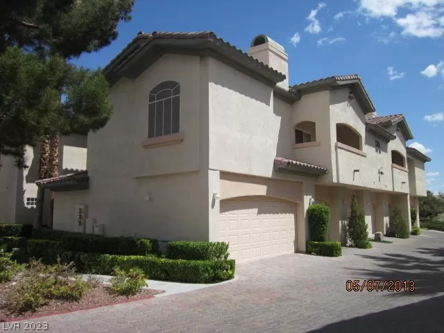 MLS: 2471505 Condo For Sale