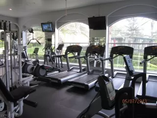 Photo #1: 2471505 Listing 