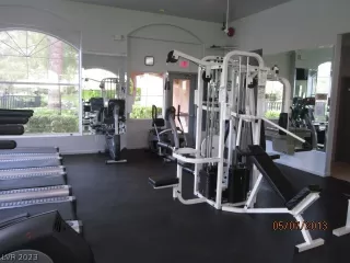 Photo #3: 2471505 Listing 