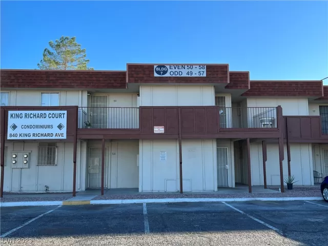 MLS: 2471516 Condo For Sale