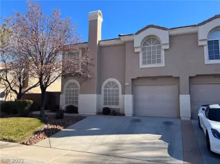 Photo #2: 2471535 Listing 