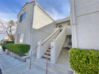 Photo #1: 2471539 Listing 