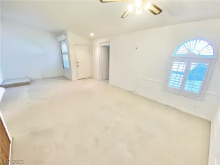 Photo #4: 2471539 Listing 